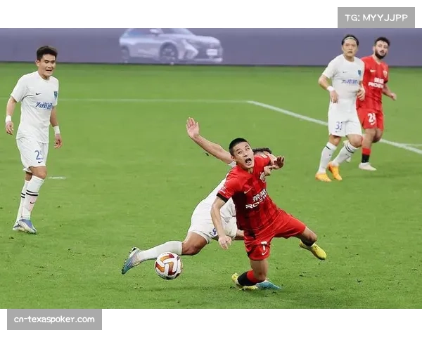 奥斯卡四分钟梅开二度闪耀 云南外援组合展现高效进攻配合能力 奥斯卡四分钟梅开二度闪耀 云南外援组合展现高效进攻配合能力